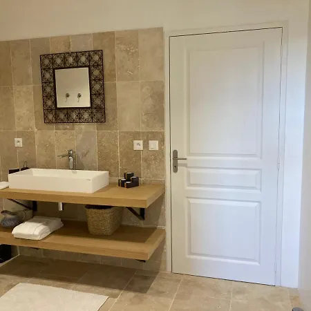 Maison Deliere 3*