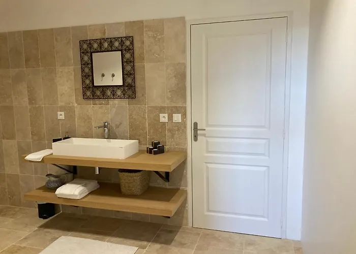 Maison Deliere 3*